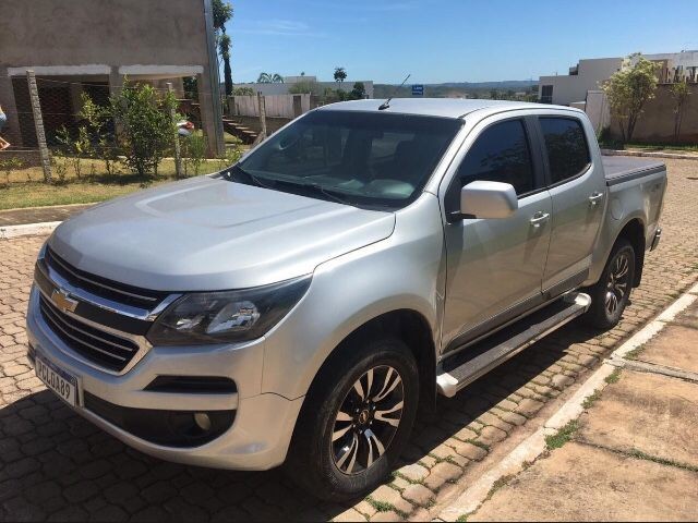 VENDO LINDA S10 2017.