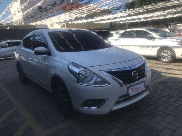NISSAN VERSA SL 1.6 16V FLEX 4P XTRONIC.
