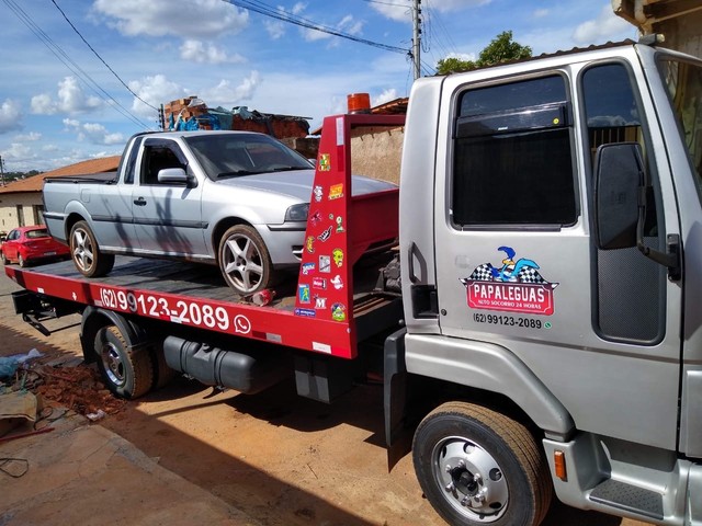 FORD CARGO ANO 2005