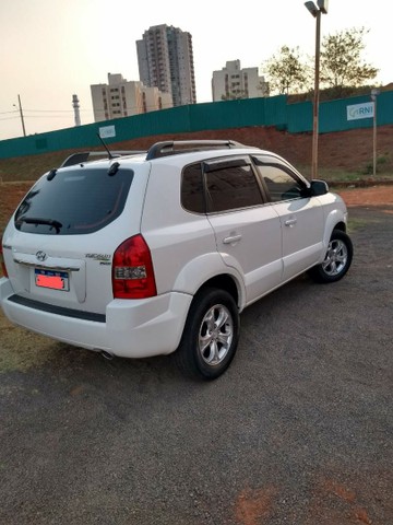 HYUNDAI TUCSON GLS 2016 BRANCA AUTOM 61000KM