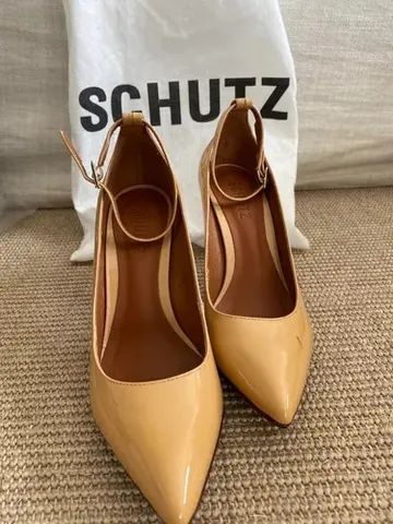 Sandália Feminina Schütz Bege N° 36