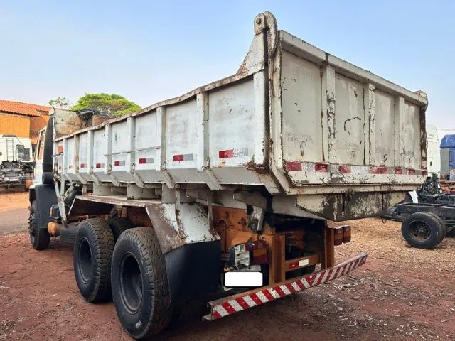 Ford  Cargo  1621  6x2  Basculante -  Aceito  Troca  - Foto 4