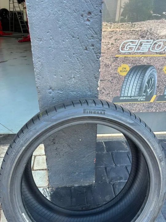 Pirelli P Zero 255/35 runflat Pirelli 