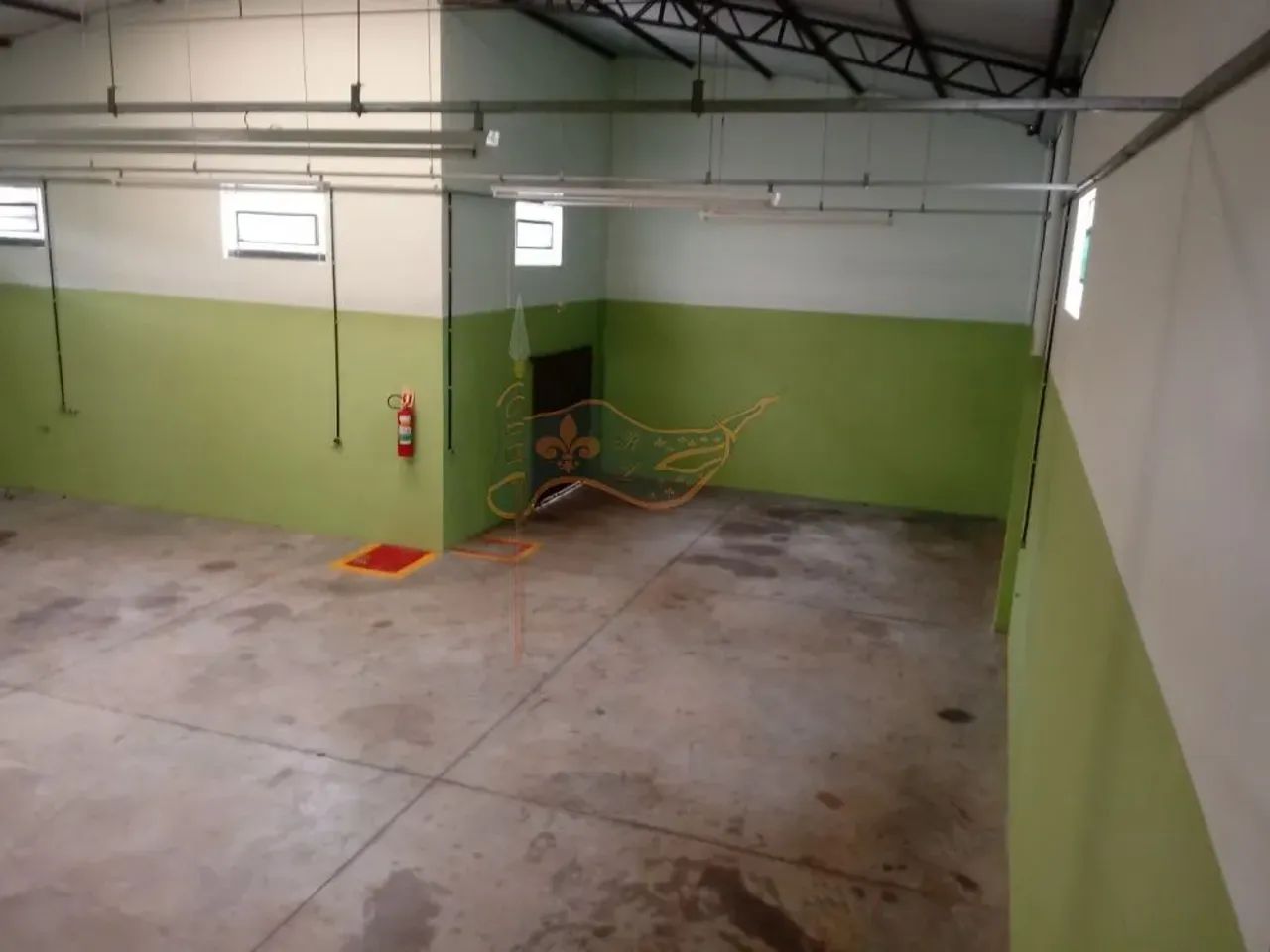 VENDA | Galpão/Barracão, com 2 quartos em Jardim Tupinambá, Maringá - Foto 6