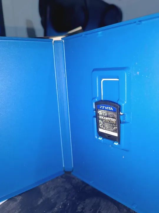 Jogo Uncharted Golden Abyss para PS Vita - Foto 2