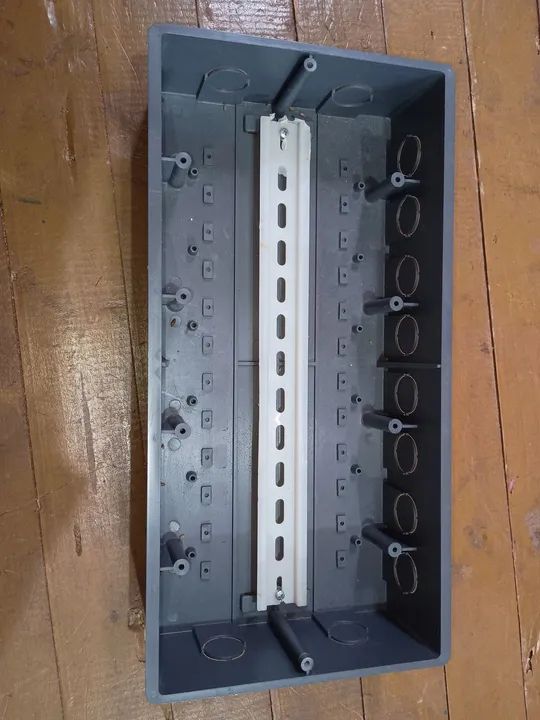 Caixa para Disjuntores Módulos com Tampa Transparente - Foto 2