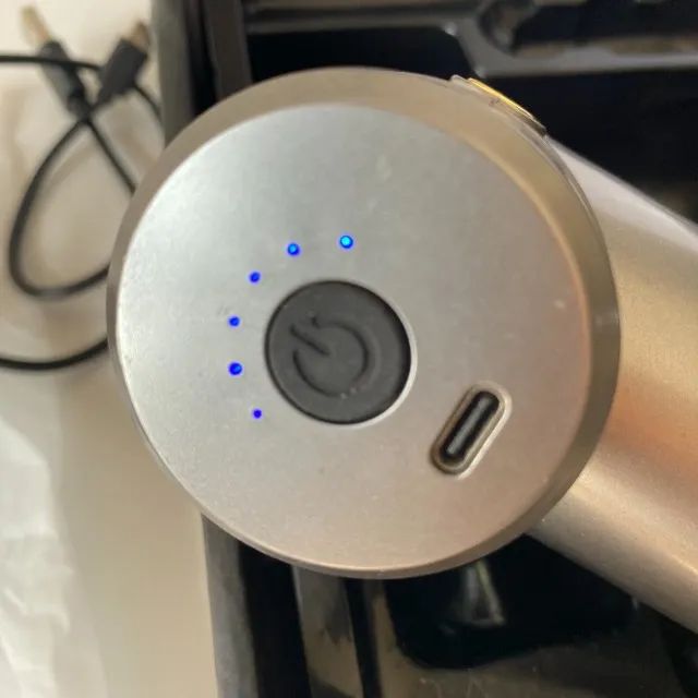 C126 - Martelo massageador fisioterapia liberação fascial beleza corporal ação suave - Foto 2