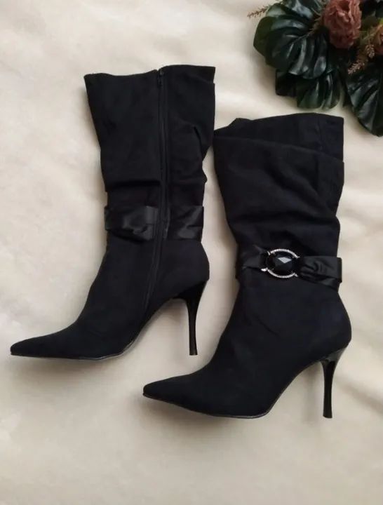 Bota em camurça sintética , Vizzano