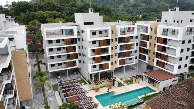 Apto 122,74m² com 3 suites na praia da Enseada