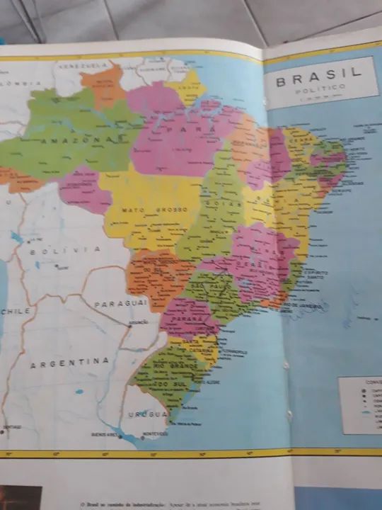 Atlas geográfico livro gigante de 42 anos - Foto 5