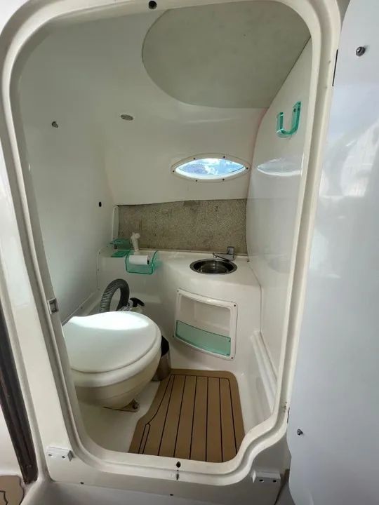 lancha evolution 265 pés  ano 2005 com 723hrs mercruiser 5.0 com deck ampliado - Foto 13