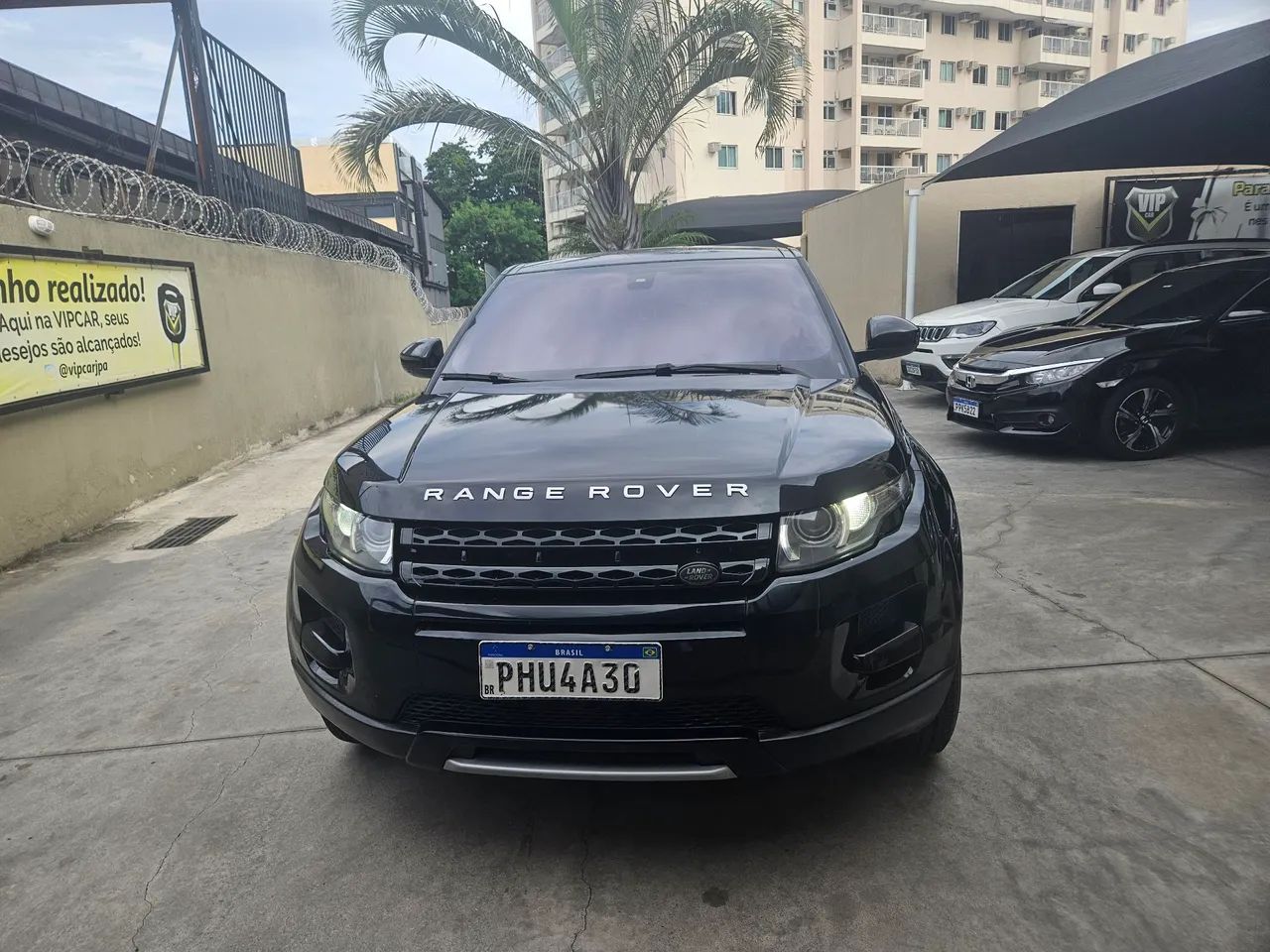Vendo Land Rover Evoque Pure 2.0 Automática PERFEITA PARCELAS FIXAS 1900,00 !!!!!!