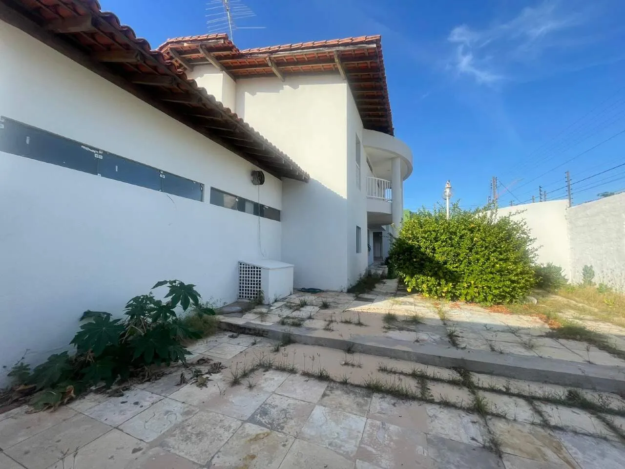 Casa Comercial