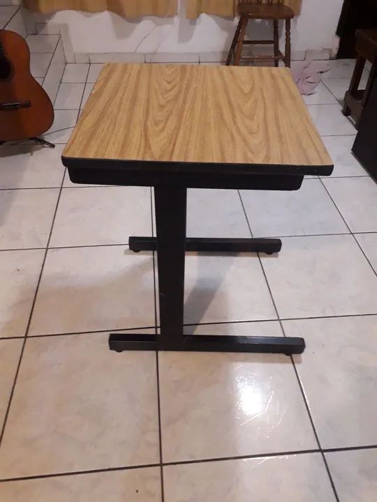Mesinha Utilitária pra escritório   - Foto 3