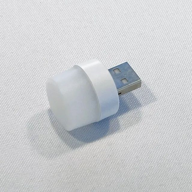 Mini Lâmpada de LED Portátil USB 1W 6500K 5V - Cor Branca - Foto 3