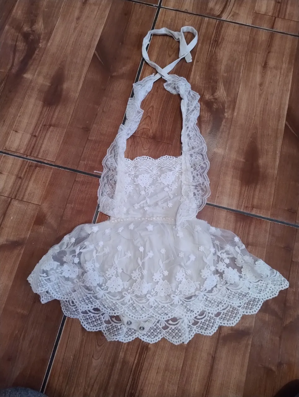 Body de renda branco para bebê menina