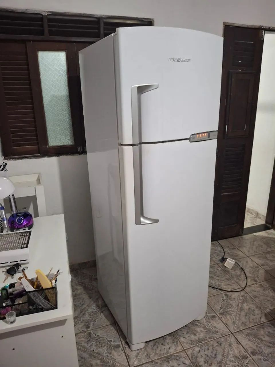 Geladeira Brastemp Frost Free pintura original de fábrica gelando perfeitamente - Foto 2