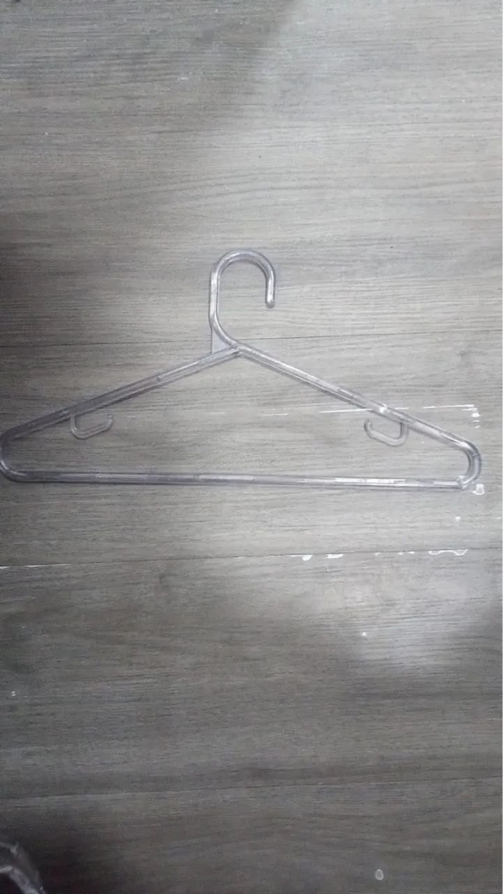 Cabides 1,50 no pix cada 