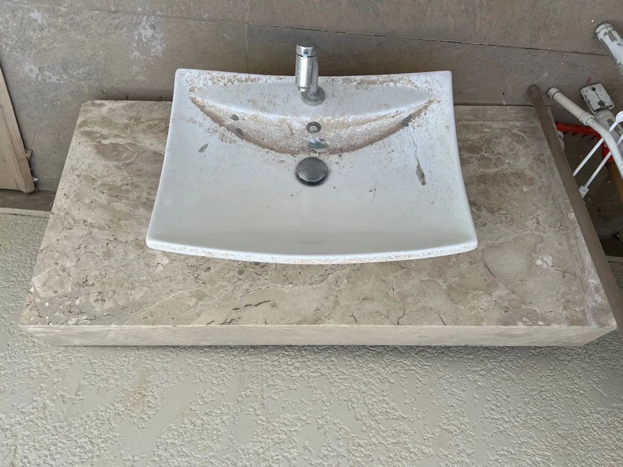 Bancada Mármore Bege Bahia com Cuba e torneira - Foto 2
