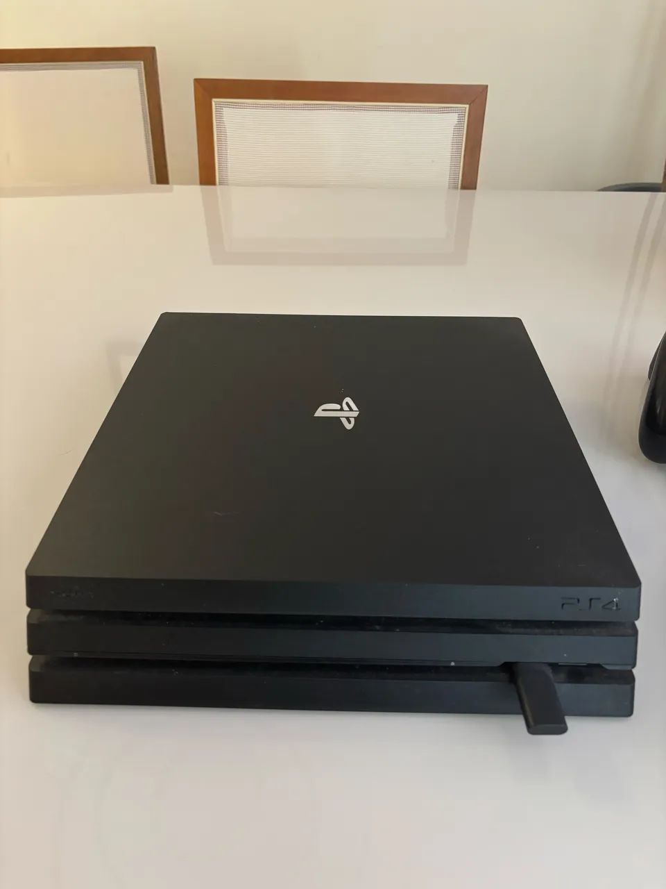 Ps4 Pro + Jogos + Base Carregador  - Foto 4