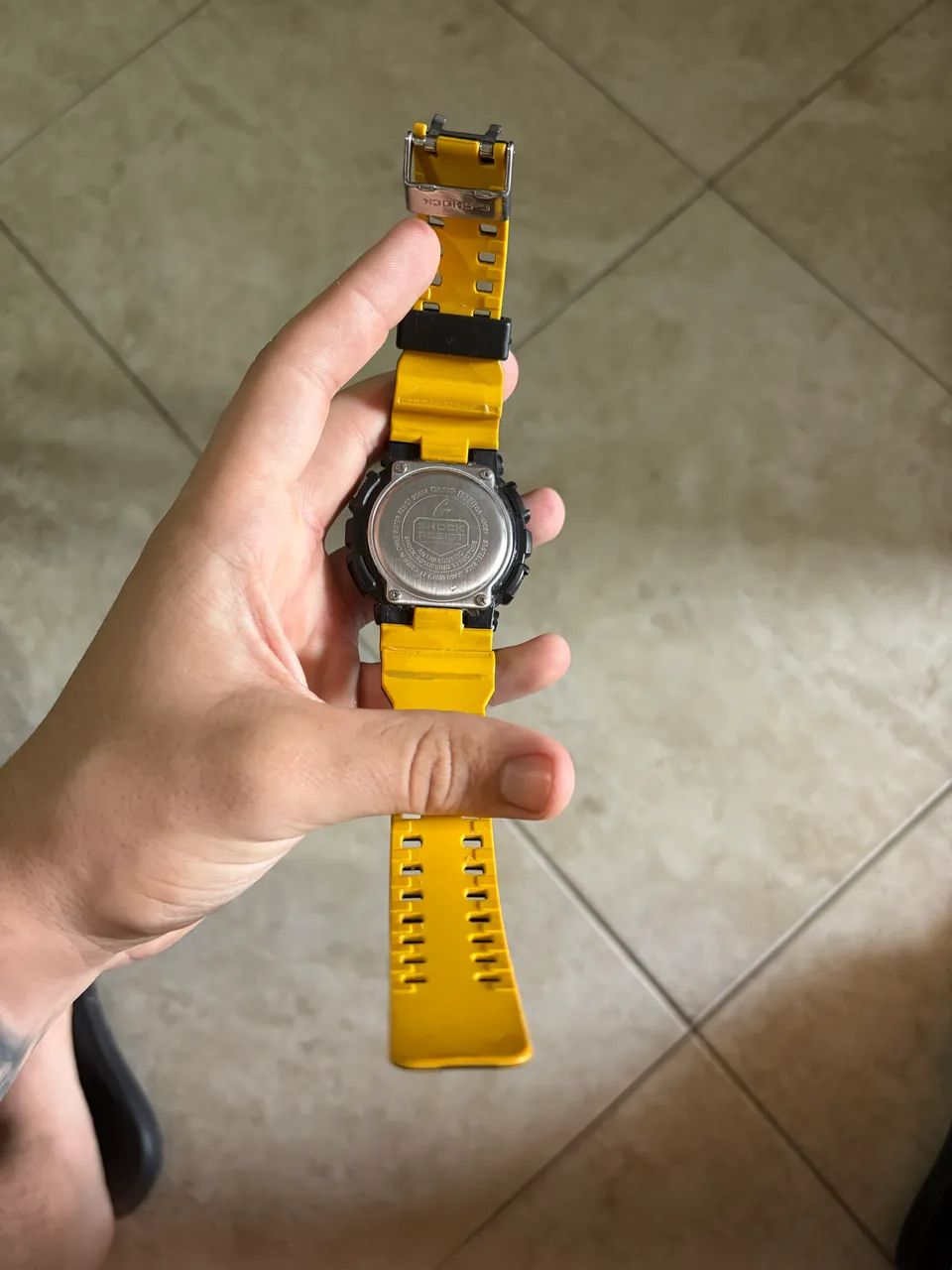 Relógio Casio G-Shock GA-100BY-1ADR - Black & Yellow - Foto 2