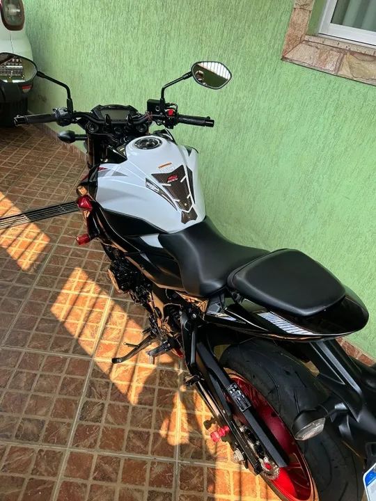 SUZUKI GSX - S 750 2022 - Foto 4
