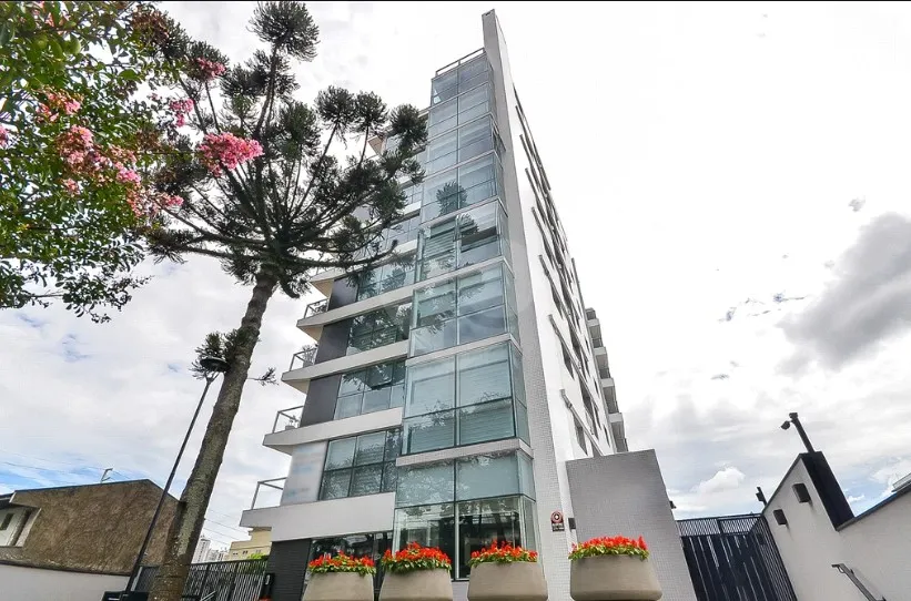 Imóvel para venda com 309 metros quadrados com 5 quartos em Água Verde - Curitiba - PR