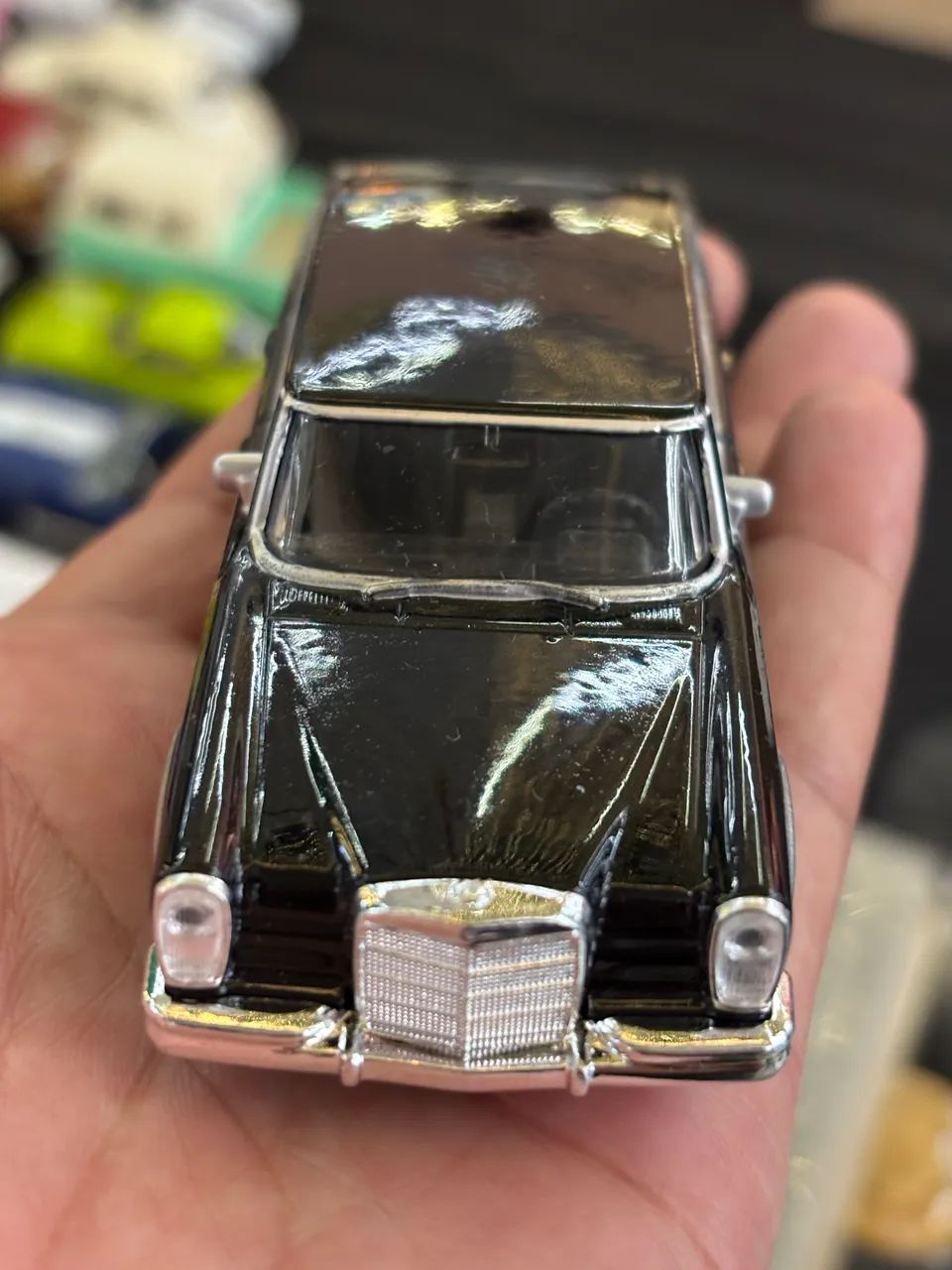 Miniatura carrinho - Clássica Mercedes-Benz 600 - Foto 2