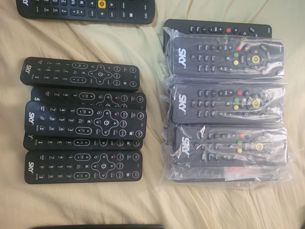 lote 50Controle Remoto SKY