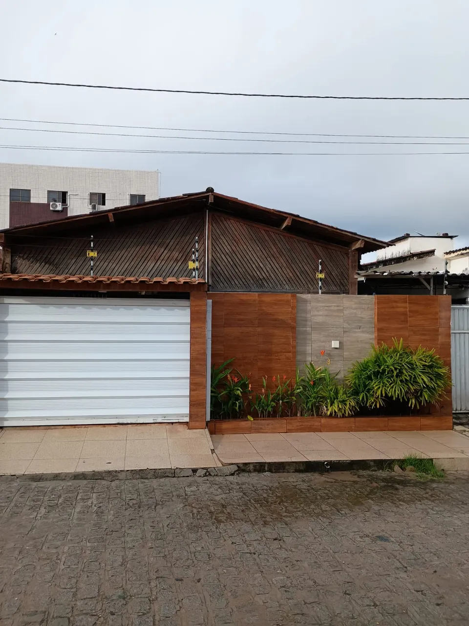 Oportunidade! Casa Térrea, 2 quartos, garagem coberta 88m2