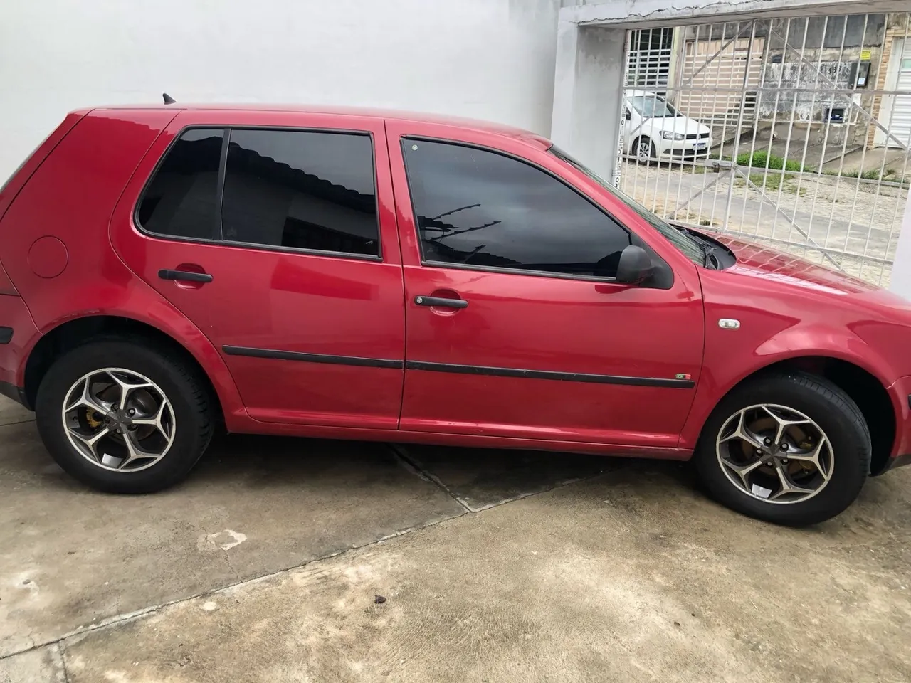 VOLKSWAGEN GOLF 2001 Usados e Novos