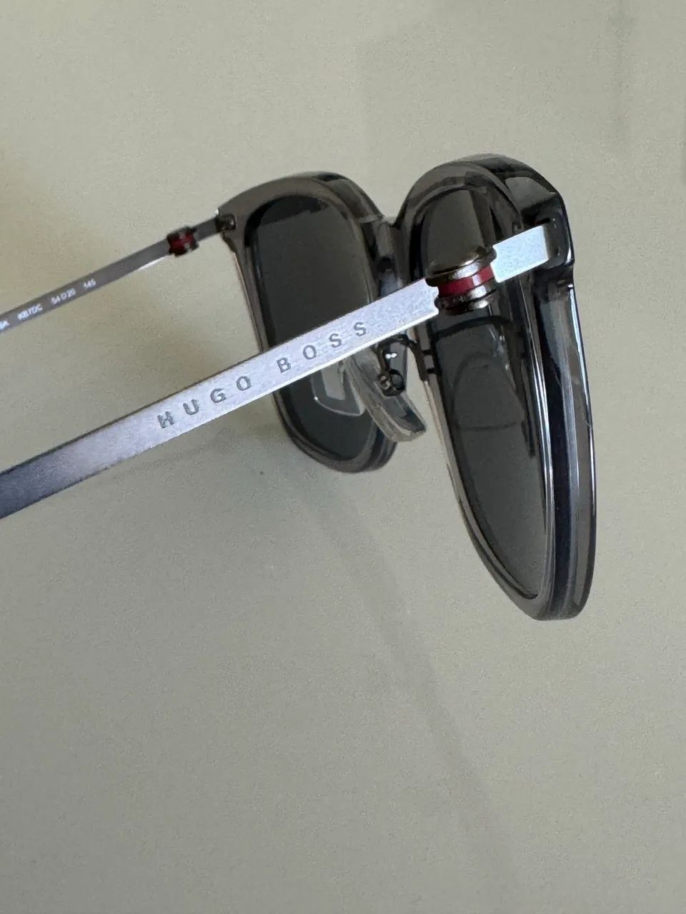 Óculos Hugo Boss HB1347 - Foto 2