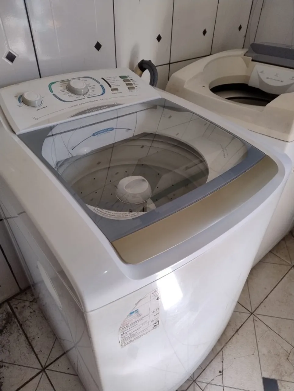 Maquina de lavar Eletrolux 12KG ( Em Perfeito Estado ) Para Sair Rápido