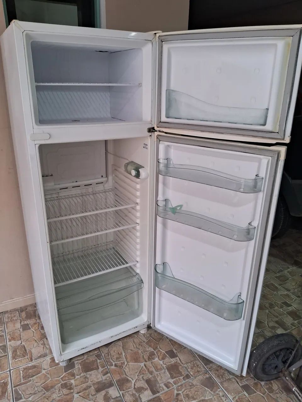 Vendo geladeira consul  - Foto 2