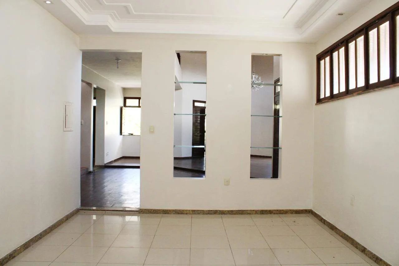 VENDA - Exclusividade e Espaço: Sua Casa de Esquina no Bairro Suíça! - Foto 4