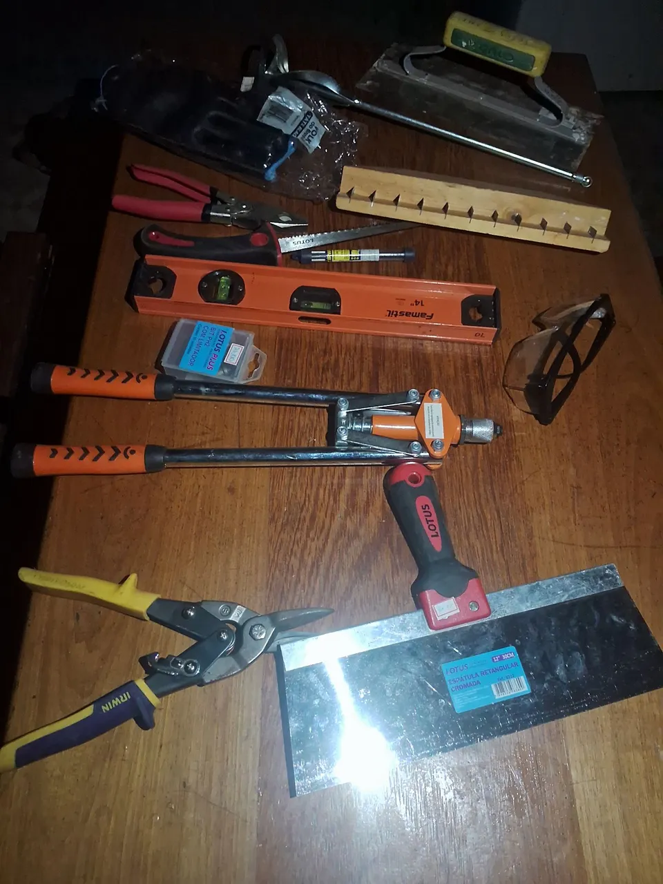 Kit de Ferramentas para Pintura e Reparos