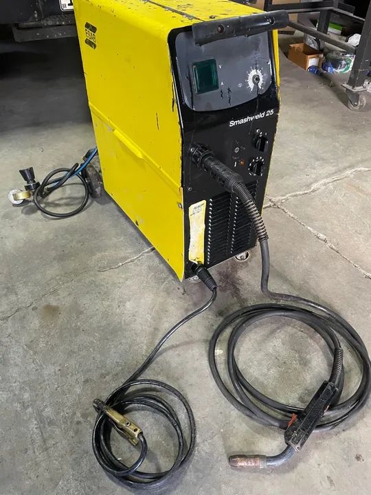 Máquina de Solda Esab  Smashweld 257 