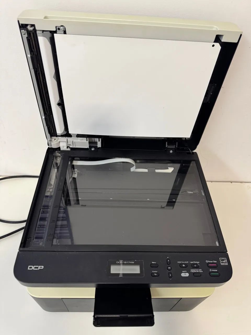 Impressora Multifuncional Brother DCP-1617NW - Foto 2