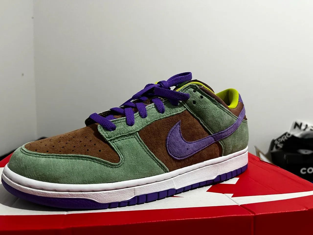 Nike Dunk Low "veneer"