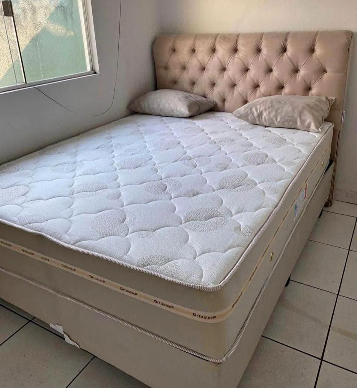 Cama Box Queem Completa com Colchão OrtoSleep