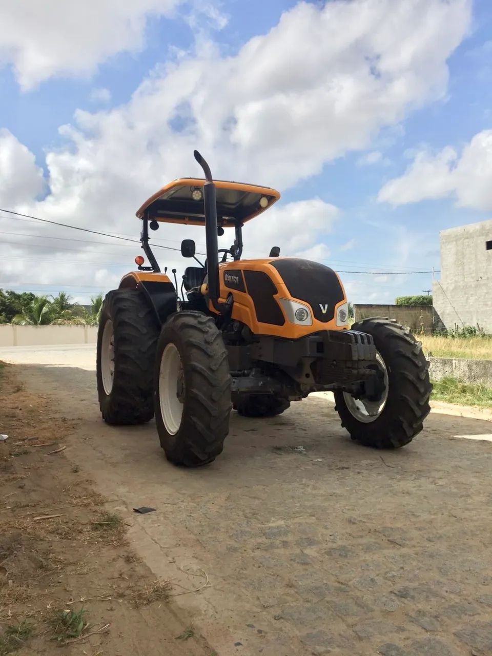 Trator - Foto 2