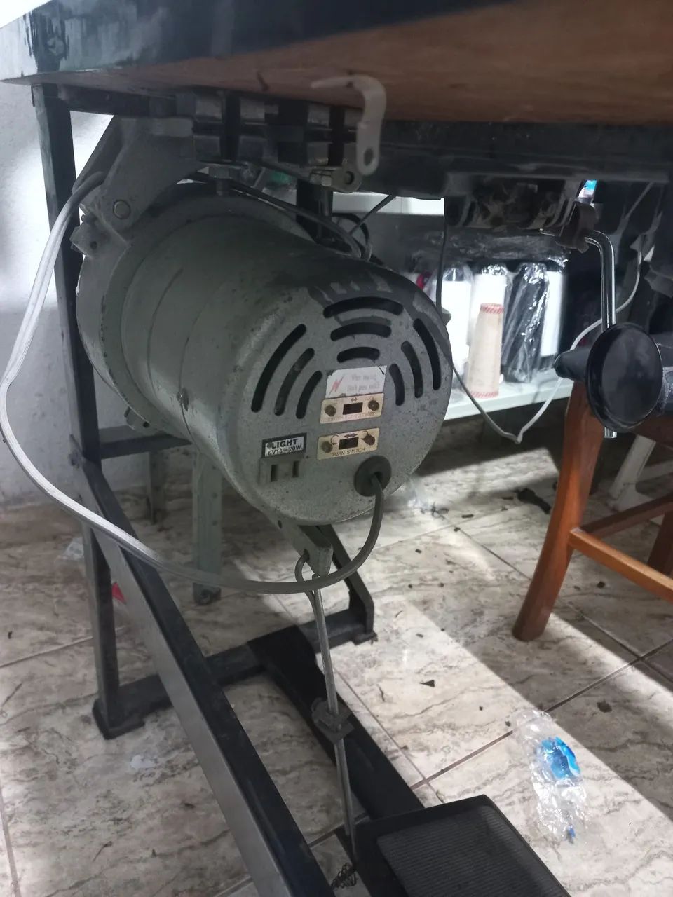 Máquina de Costura Industrial Brother - Foto 3