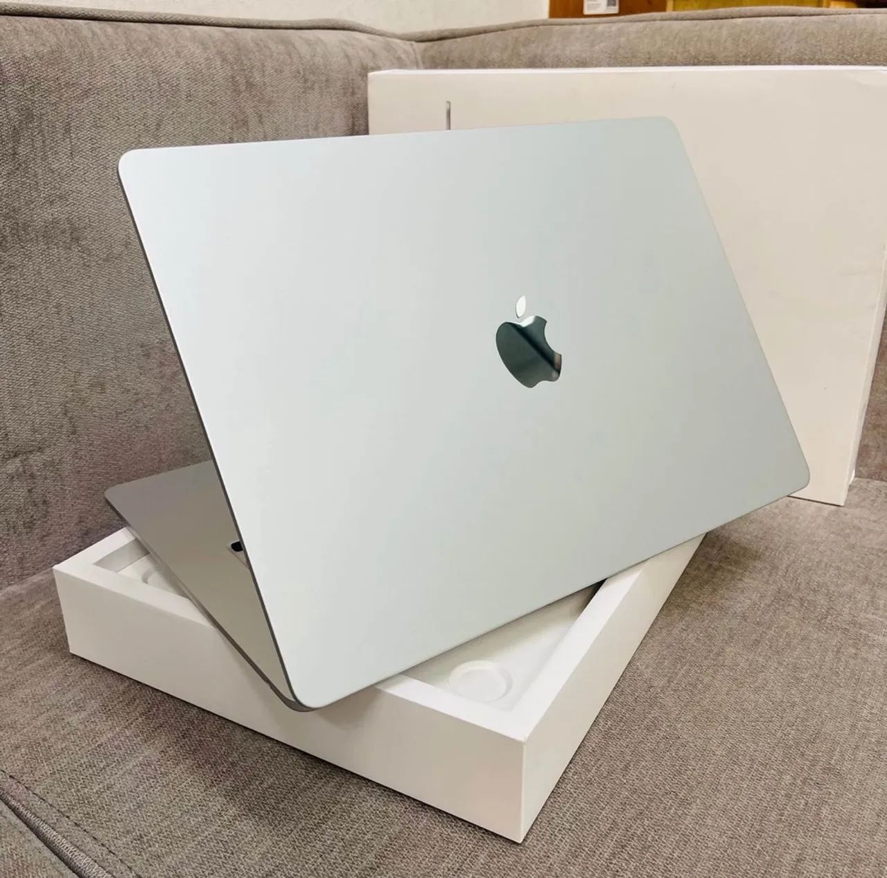 MacBook Air M2 256Gb 8Gb RAM, Lacrado!