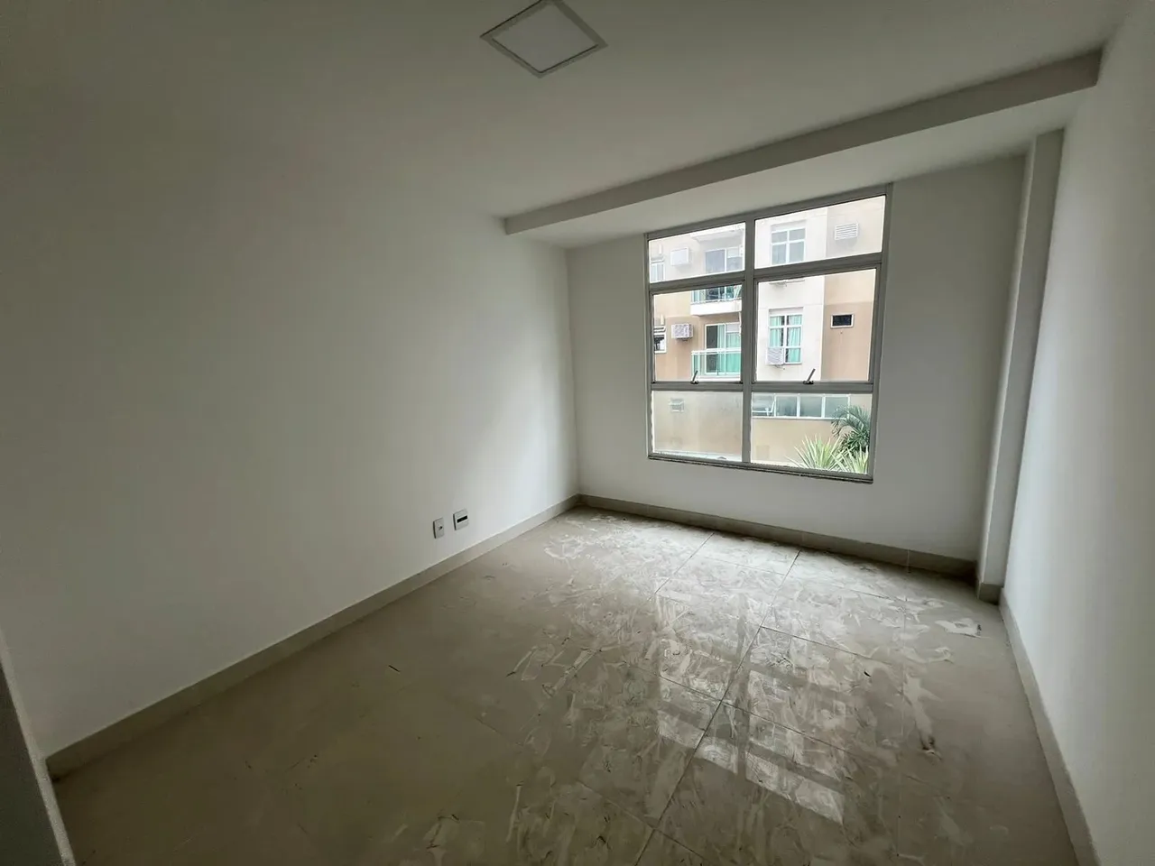 Salas Comerciais no condomínio Connect 21 m² | Taquara RJ