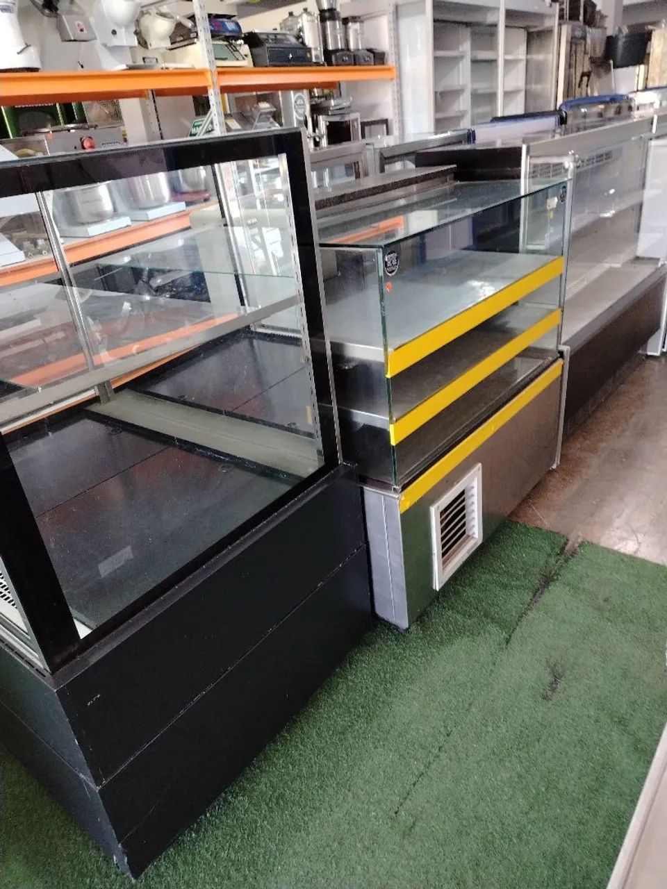 Vitrine Refrigerada para seu Negócio