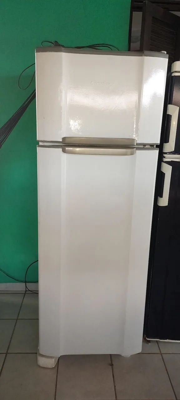 Geladeira Esmaltec dúplex 