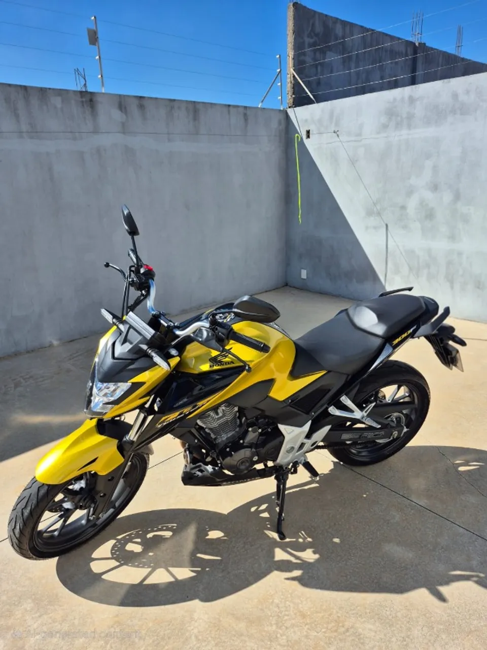 CB 300F Twister ABS