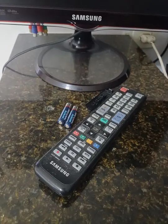 Para Aproveitamento de peças- TV Samsung LED 22 polegadas - Foto 4