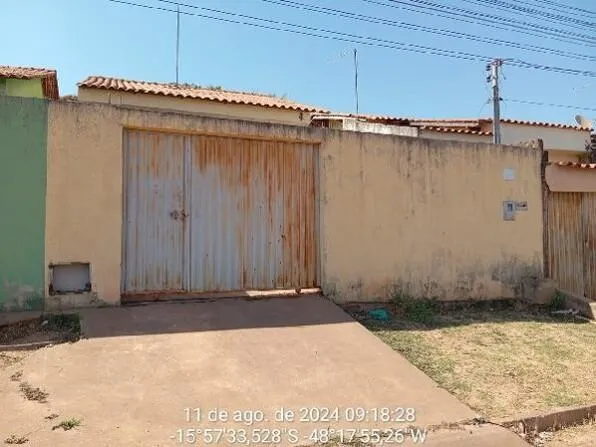 Leilão - SANTO ANTONIO DO DESCOBERTO/GO - CASA
