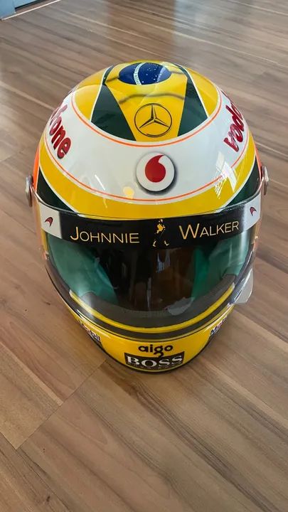 Capacete Lewis Hamilton F1 - Foto 2